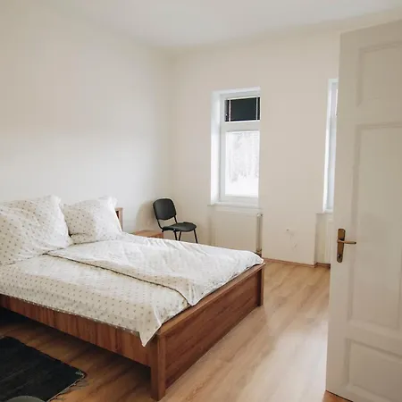 Mosolyka Vendeghaz * Zakany